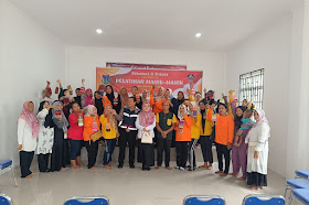 Bhabinkamtibmas Sampaikan Imbauan Saat Monitoring Pelatihan Pemberdayaan Masyarakat.